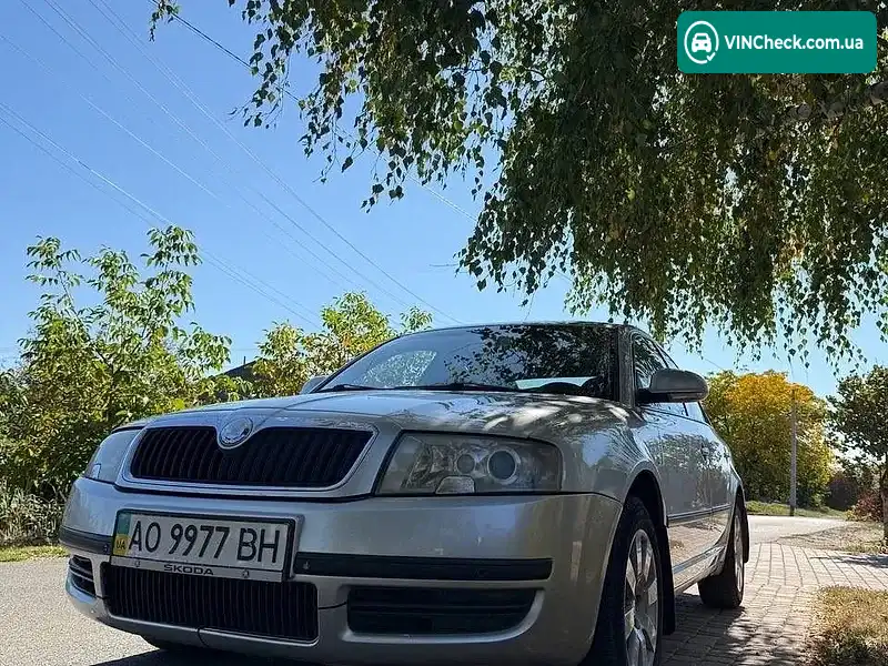 Skoda Superb 2006, фото з оголошення 2 з 11, VIN TMBDL23U17B300017