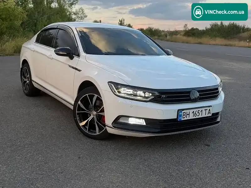 Volkswagen Passat 2015, фото з оголошення 1 з 20, VIN WVWZZZ3CZFE488186