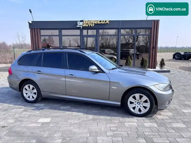 BMW 3 Series 2010, фото з оголошення 1 з 20, VIN WBAUX11060A814470