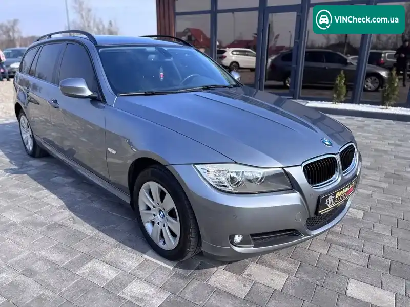 BMW 3 Series 2010, фото з оголошення 2 з 20, VIN WBAUX11060A814470
