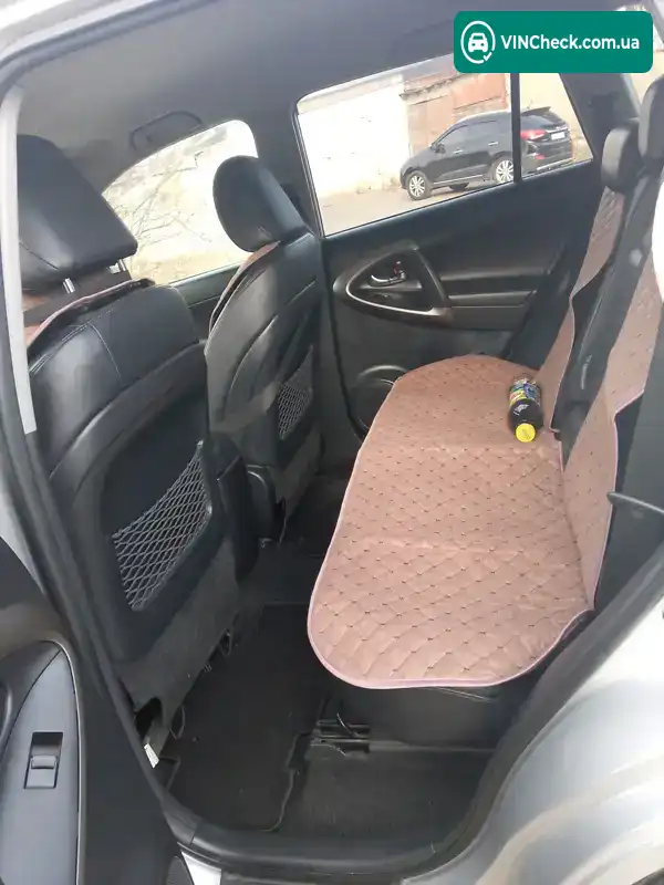 Toyota RAV4 2010, фото з оголошення 2 з 11, VIN JTMBC31V40D060786