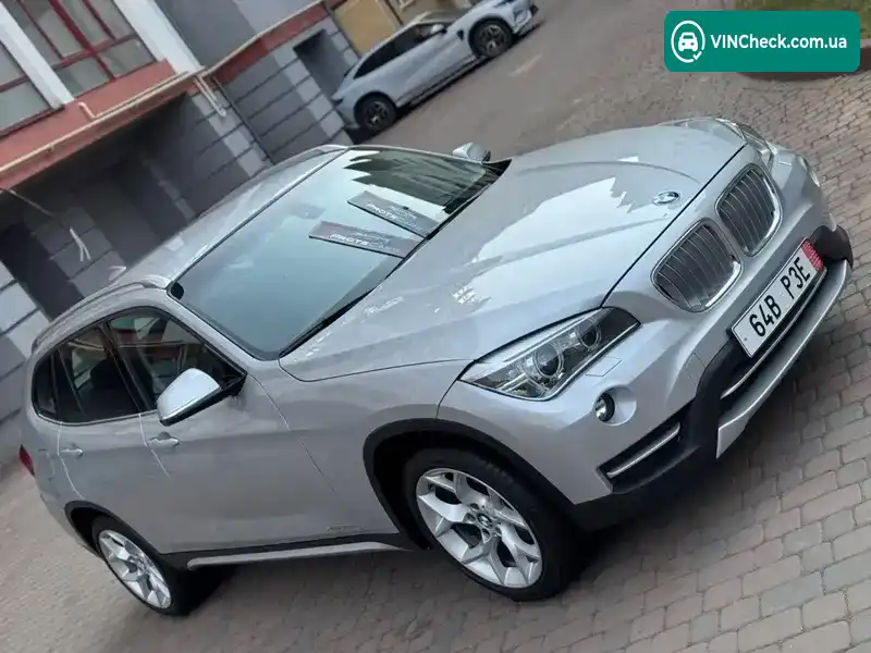 BMW X1 2013, фото з оголошення 2 з 20, VIN WBAVP91070VV32608