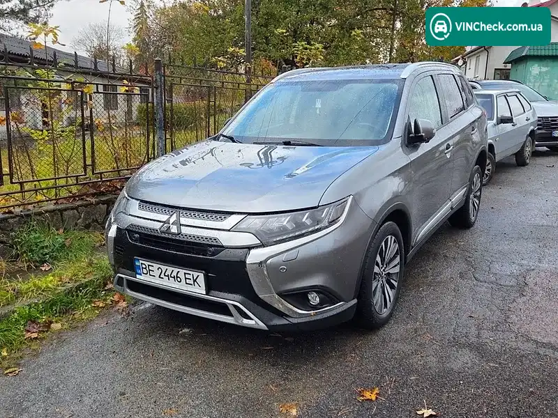 Mitsubishi Outlander 2020, фото з оголошення 1 з 20, VIN JMBXTGF3WLZ000592