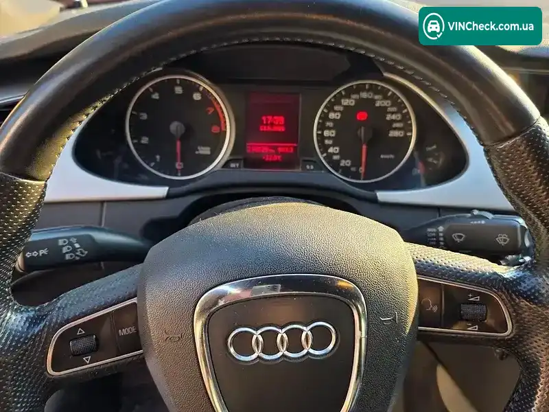 Audi A4 2011, фото з оголошення 2 з 20, VIN WAUZZZ8K4BN048465