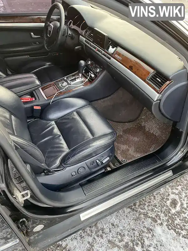 Audi A8 2004, фото з оголошення 2 з 9, VIN WAUZZZ4E04N024327