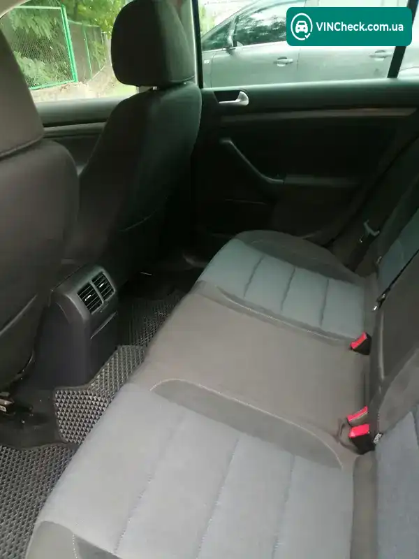 Volkswagen Golf 2011, фото з оголошення 2 з 12, VIN WVWZZZ1KZCM639994
