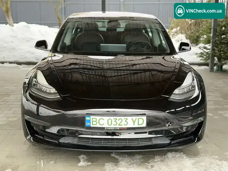 Tesla Model 3 2019, фото з оголошення 2 з 21, VIN 5YJ3E1EA8KF300377