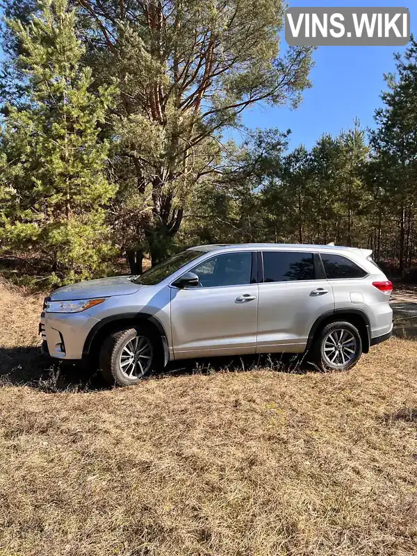 Toyota Highlander 2017, фото з оголошення 2 з 14, VIN 5TDJZRFH2HS383203