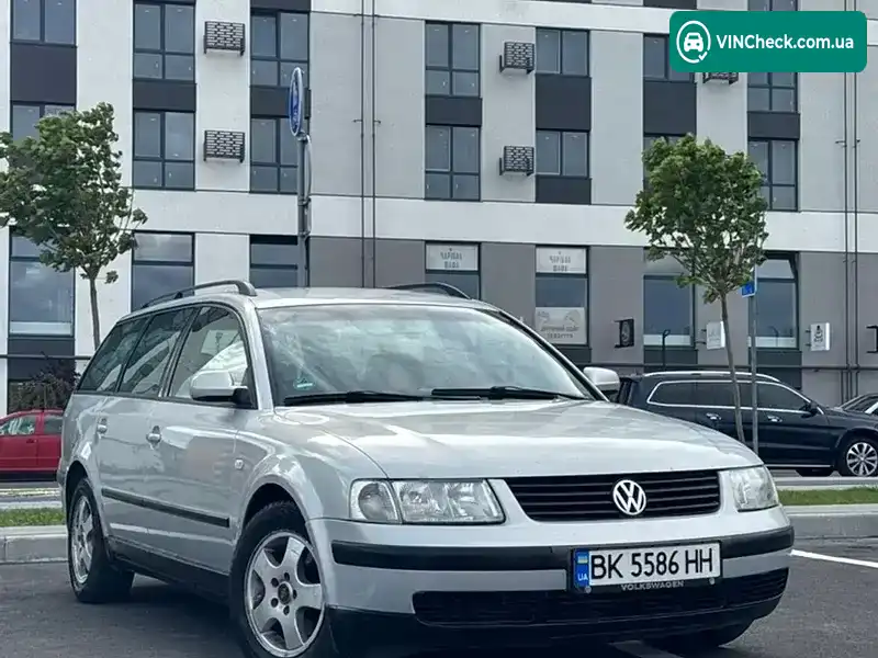 Volkswagen Passat 2000, фото з оголошення 1 з 21, VIN WVWZZZ3BZYE400392