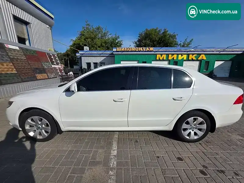 Skoda Superb 2013, фото з оголошення 2 з 6, VIN TMBAB43TXDB300747