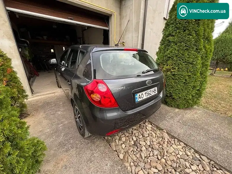 Kia Ceed 2007, фото з оголошення 2 з 6, VIN U5YFF24127L037063