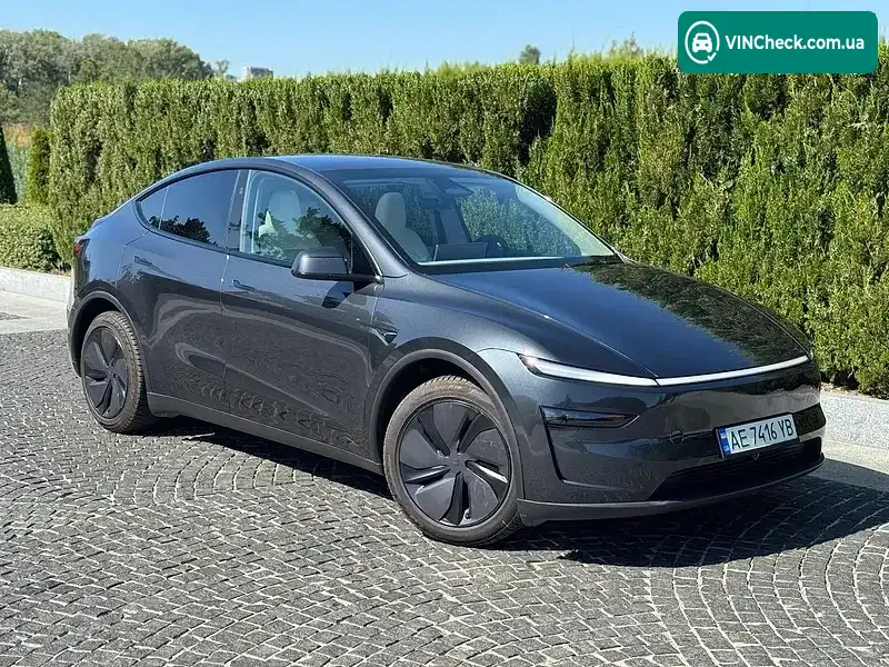 Tesla Model Y 2025, фото з оголошення 1 з 20, VIN 7SAYGDEE8TF337681