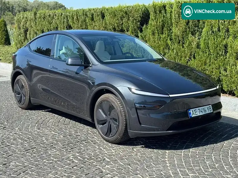 Tesla Model Y 2025, фото з оголошення 2 з 20, VIN 7SAYGDEE8TF337681