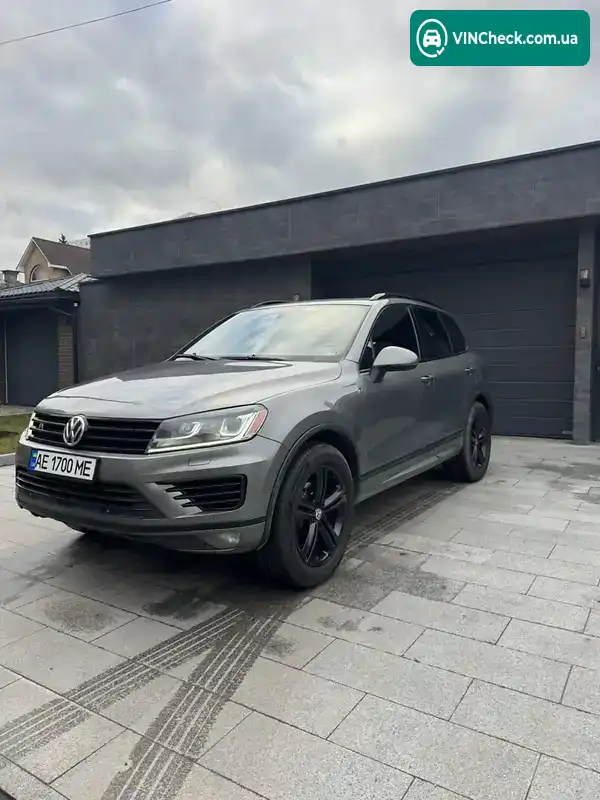 Volkswagen Touareg 2015, фото з оголошення 1 з 17, VIN WVGDP9BP7GD006923