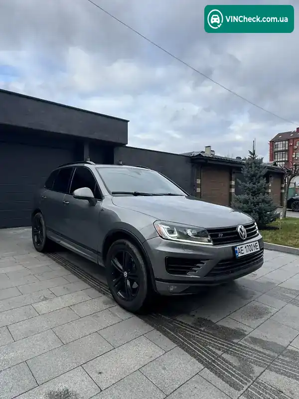 Volkswagen Touareg 2015, фото з оголошення 2 з 17, VIN WVGDP9BP7GD006923