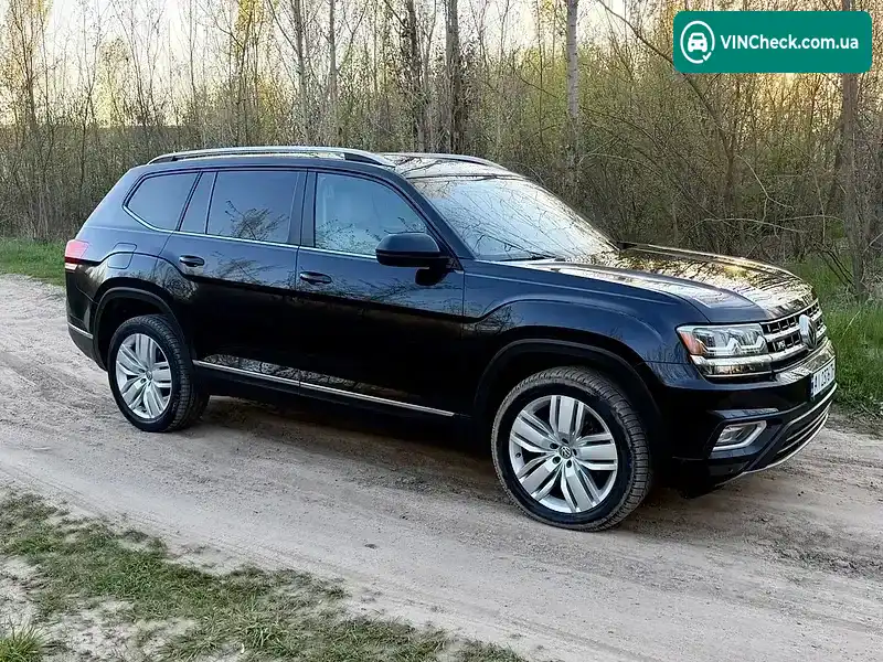 Volkswagen Atlas 2018, фото з оголошення 2 з 20, VIN 1V2ER2CA9KC507930
