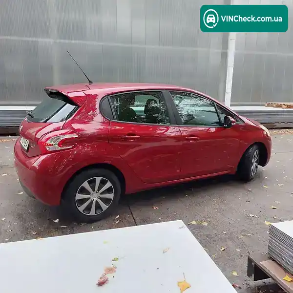 Peugeot 208 2012, фото з оголошення 2 з 20, VIN VF3CC8HP0CT102213