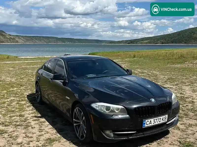 BMW 5 Series 2012, фото з оголошення 1 з 13, VIN WBAFU7C56DDU71967