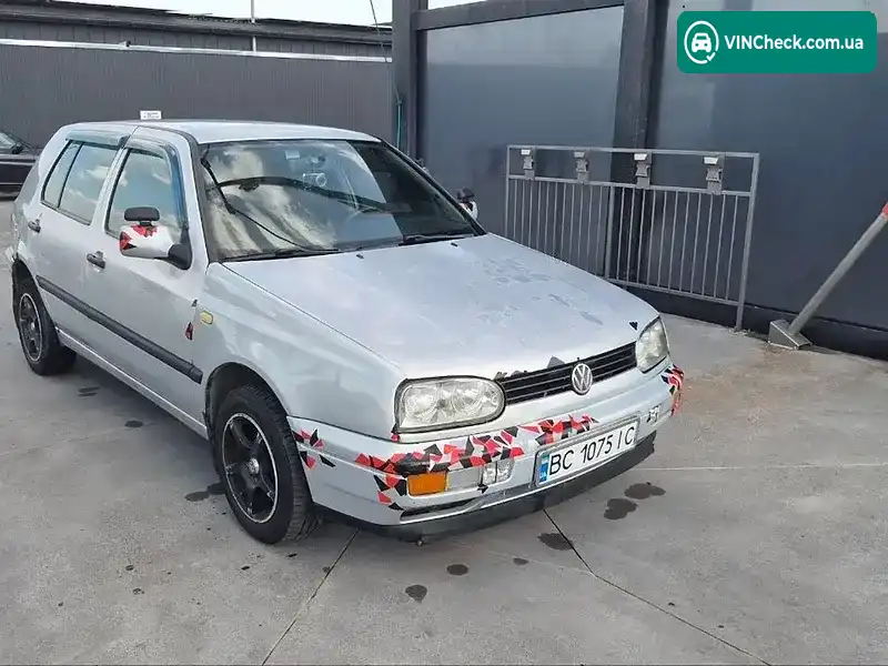 Volkswagen Golf 1995, фото з оголошення 1 з 20, VIN WVWZZZ1HZTB049702