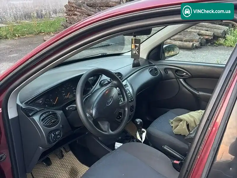 Ford Focus 2004, фото з оголошення 2 з 14, VIN WF0NXXGCDN4G05149