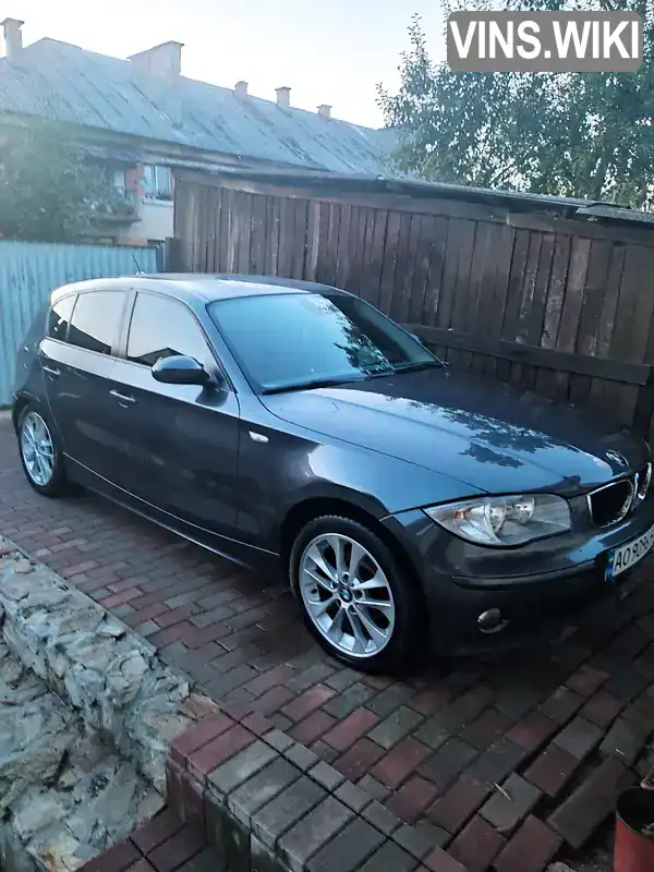 BMW 1 Series 2004, фото з оголошення 2 з 17, VIN WBAUF11080VA00058