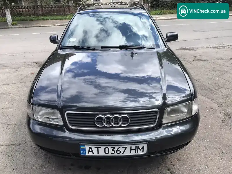 Audi A4 1998, фото з оголошення 2 з 19, VIN WAUZZZ8DZXA015992