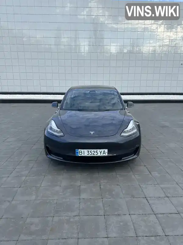 Tesla Model 3 2019, фото з оголошення 2 з 16, VIN 5YJ3E7EB9LF592361