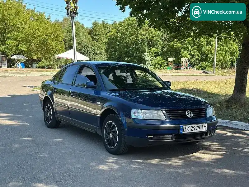 Volkswagen Passat 1998, фото з оголошення 1 з 9, VIN WVWZZZ3BZWE009176