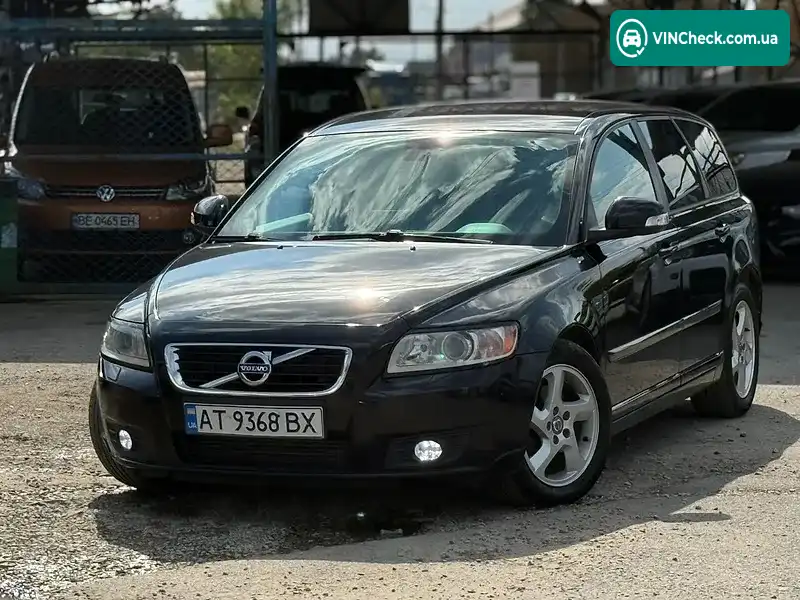 Volvo V50 2011, фото з оголошення 1 з 11, VIN YV1MW84F1C2667380