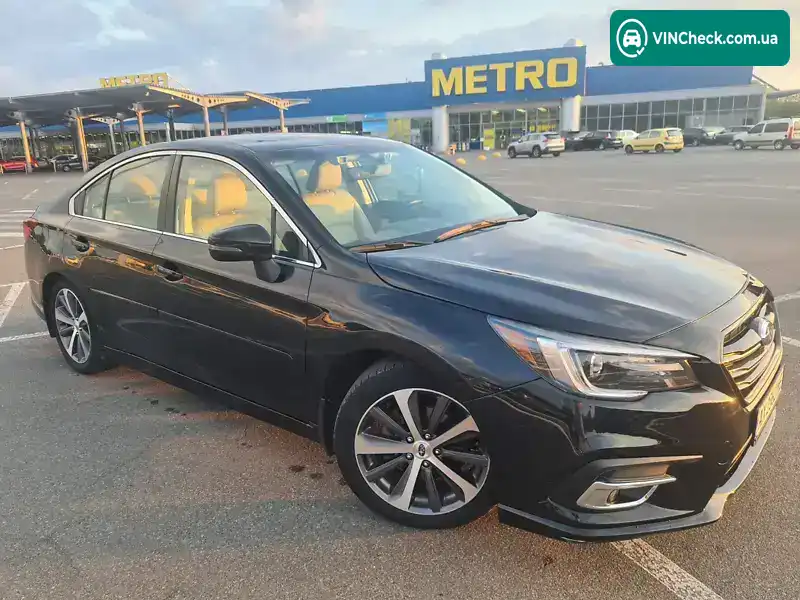 Subaru Legacy 2018, фото з оголошення 2 з 20, VIN 4S3BNAN65J3031032