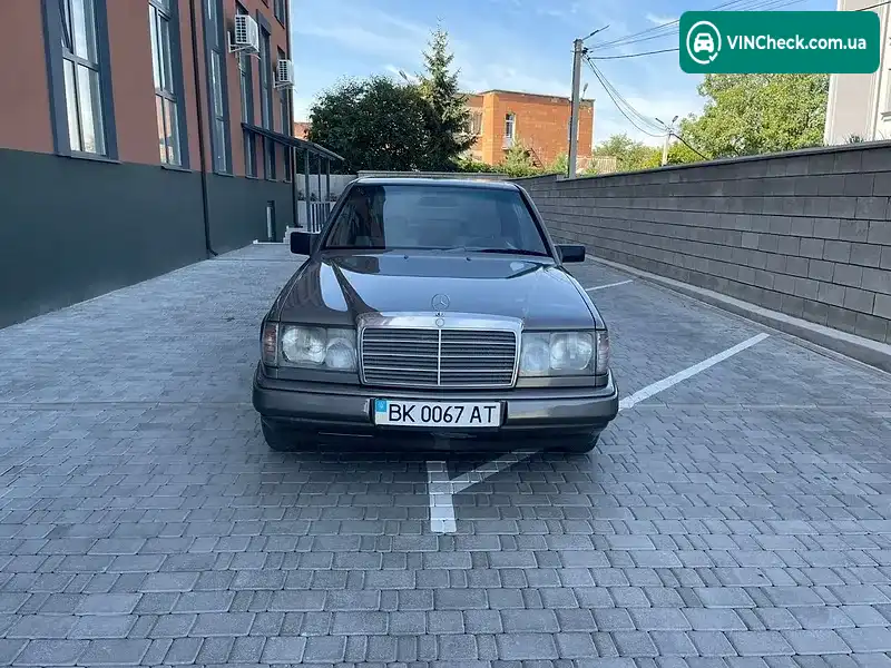 Mercedes-Benz E-Class 1990, фото з оголошення 2 з 15, VIN WDB1240231B119299