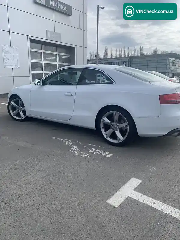 Audi A5 2011, фото з оголошення 1 з 17, VIN WAULFAFR5CA005813