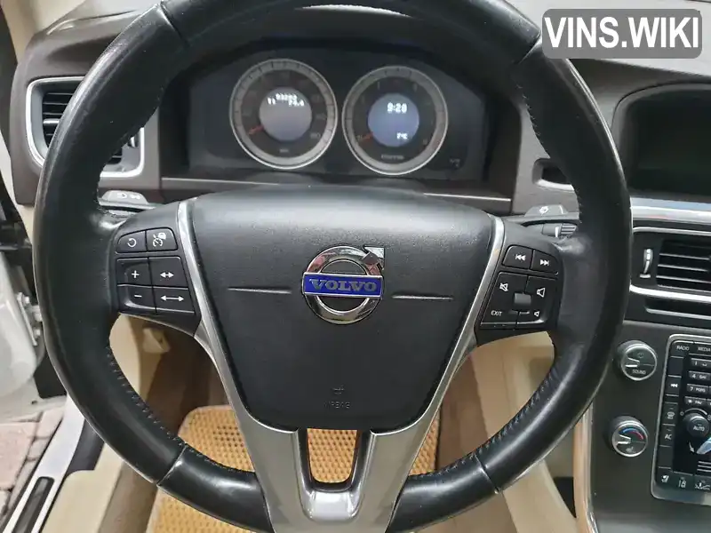 Volvo S60 2011, фото з оголошення 2 з 20, VIN YV1622FS4C2079488