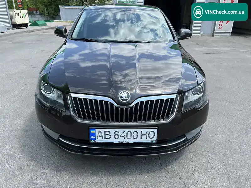 Skoda Superb 2014, фото з оголошення 2 з 20, VIN TMBAE83T1EB300961