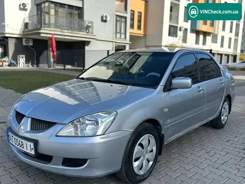 Mitsubishi Lancer 2004, фото з оголошення 2 з 20, VIN JMBSNCS3A4U010369