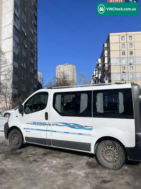 Renault Trafic 2005, фото з оголошення 2 з 21, VIN VF1FLBCA66Y117846