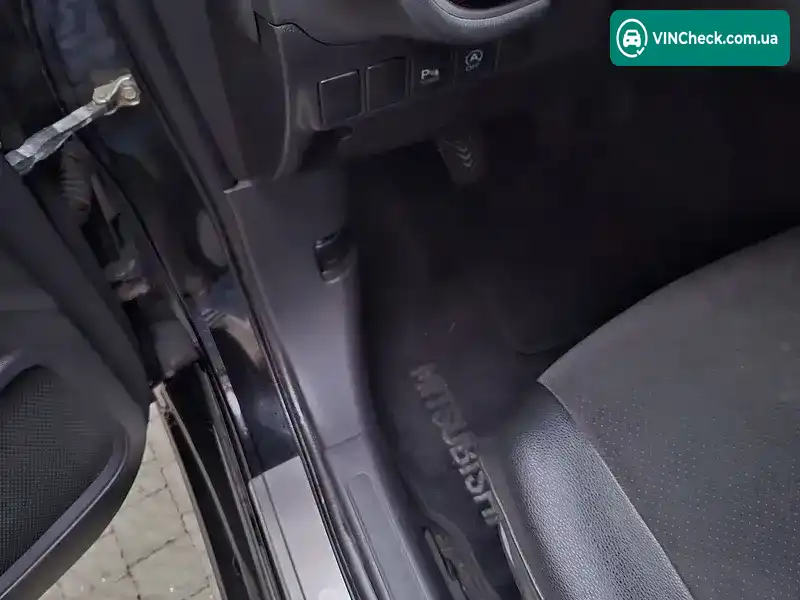 Mitsubishi Outlander 2012, фото з оголошення 2 з 20, VIN JMBXJGF6WDZ403067