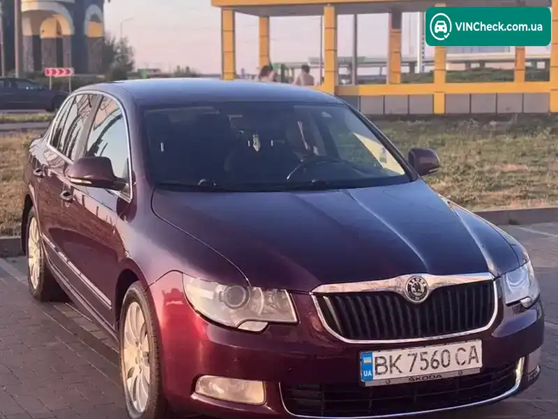 Skoda Superb 2011, фото з оголошення 1 з 14, VIN TMBAE73T2C9010033