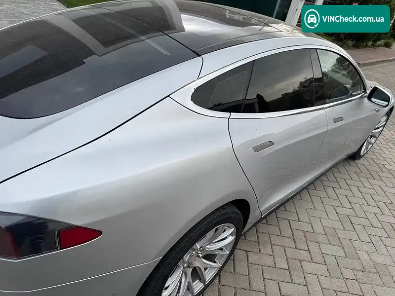 Tesla Model S 2015, фото з оголошення 2 з 10, VIN 5YJSA1E41FF118902