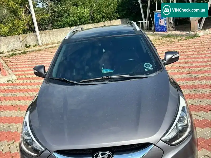 Hyundai ix35 2010, фото з оголошення 1 з 20, VIN KMHJU81VDBU202012
