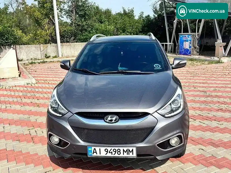 Hyundai ix35 2010, фото з оголошення 2 з 20, VIN KMHJU81VDBU202012