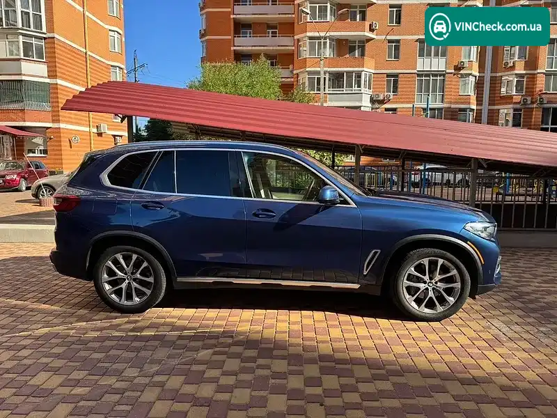 BMW X5 2019, фото з оголошення 2 з 20, VIN 5UXCR6C08LLL66095