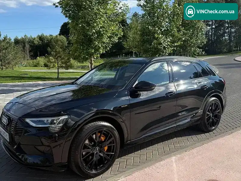Audi e-tron 2019, фото з оголошення 1 з 20, VIN WAUZZZGE4LB001287