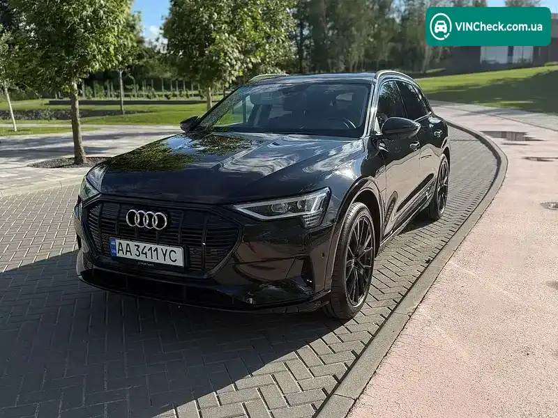 Audi e-tron 2019, фото з оголошення 2 з 20, VIN WAUZZZGE4LB001287