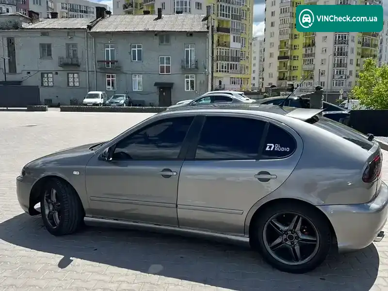 SEAT Leon 2003, фото з оголошення 2 з 11, VIN VSSZZZ1MZ3R079027