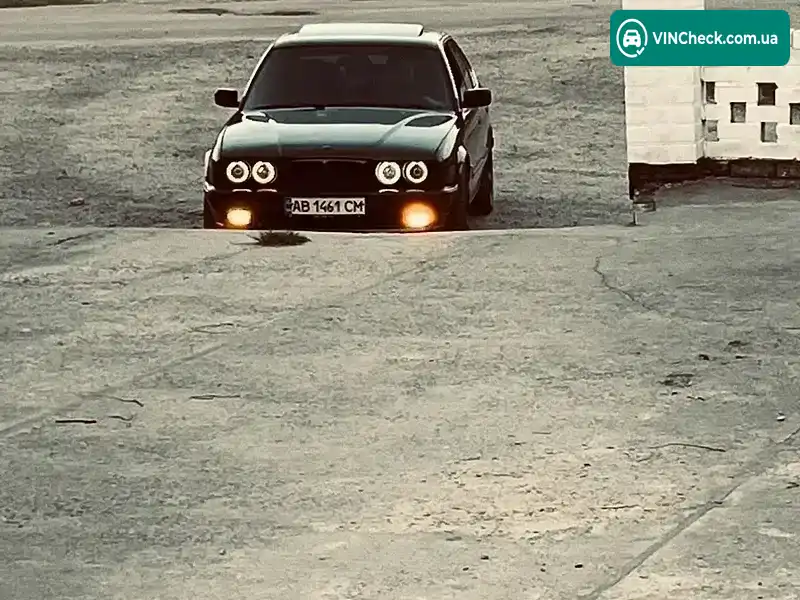 BMW 5 Series 1995, фото з оголошення 1 з 5, VIN WBAHA31030BM04346