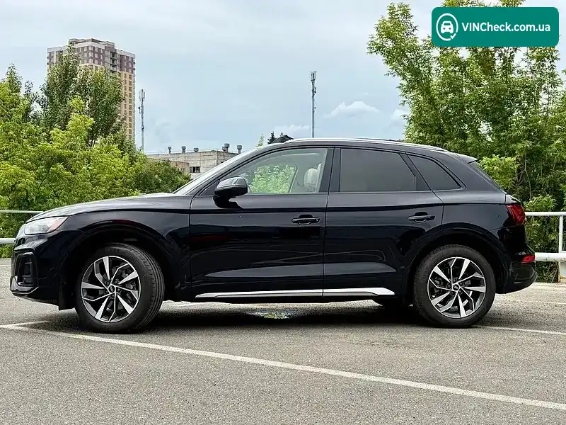Audi Q5 2021, фото з оголошення 2 з 21, VIN WA1BAAFY0M2106347