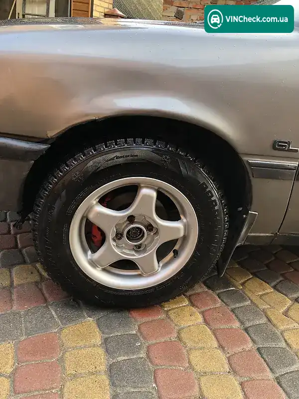Opel Vectra 1991, фото з оголошення 2 з 20, VIN W0L000089M5010142