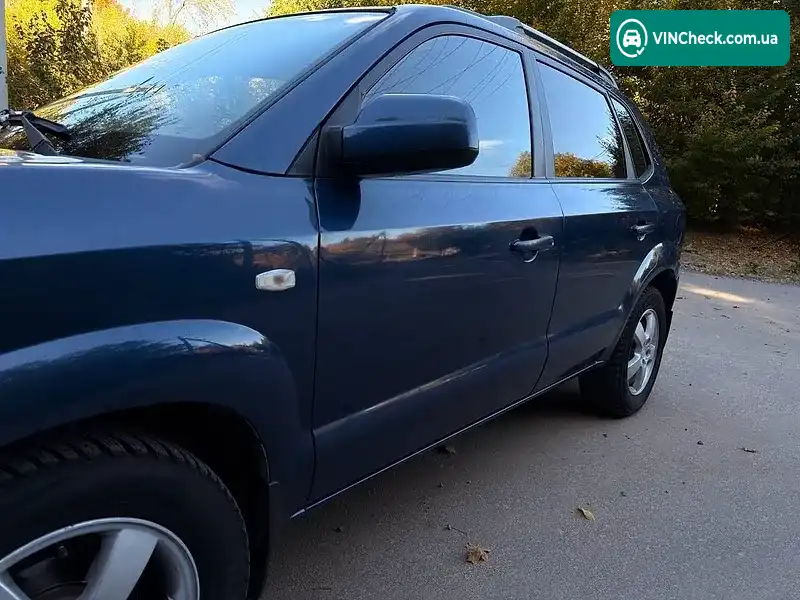 Hyundai Tucson 2005, фото з оголошення 2 з 20, VIN KMHJN81VP6U258828