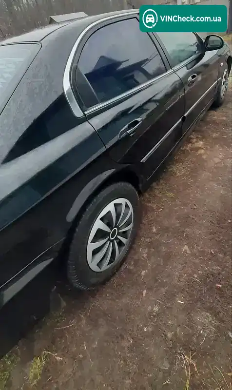 Hyundai Sonata 2004, фото з оголошення 2 з 11, VIN KMHEM41BP4A102037
